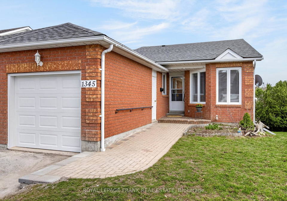 1345-eagle-crescent-peterborough-ontario-x13041924