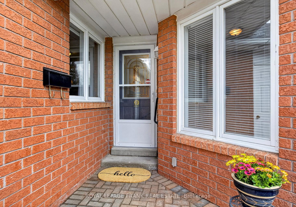 1345-eagle-crescent-peterborough-ontario-x13041924