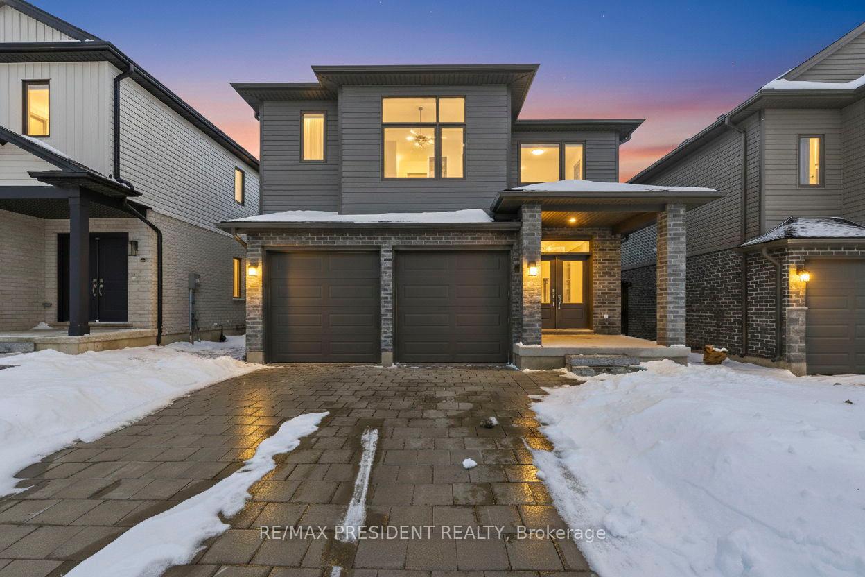 3624-earlston-cross-london-south-ontario-x13042076