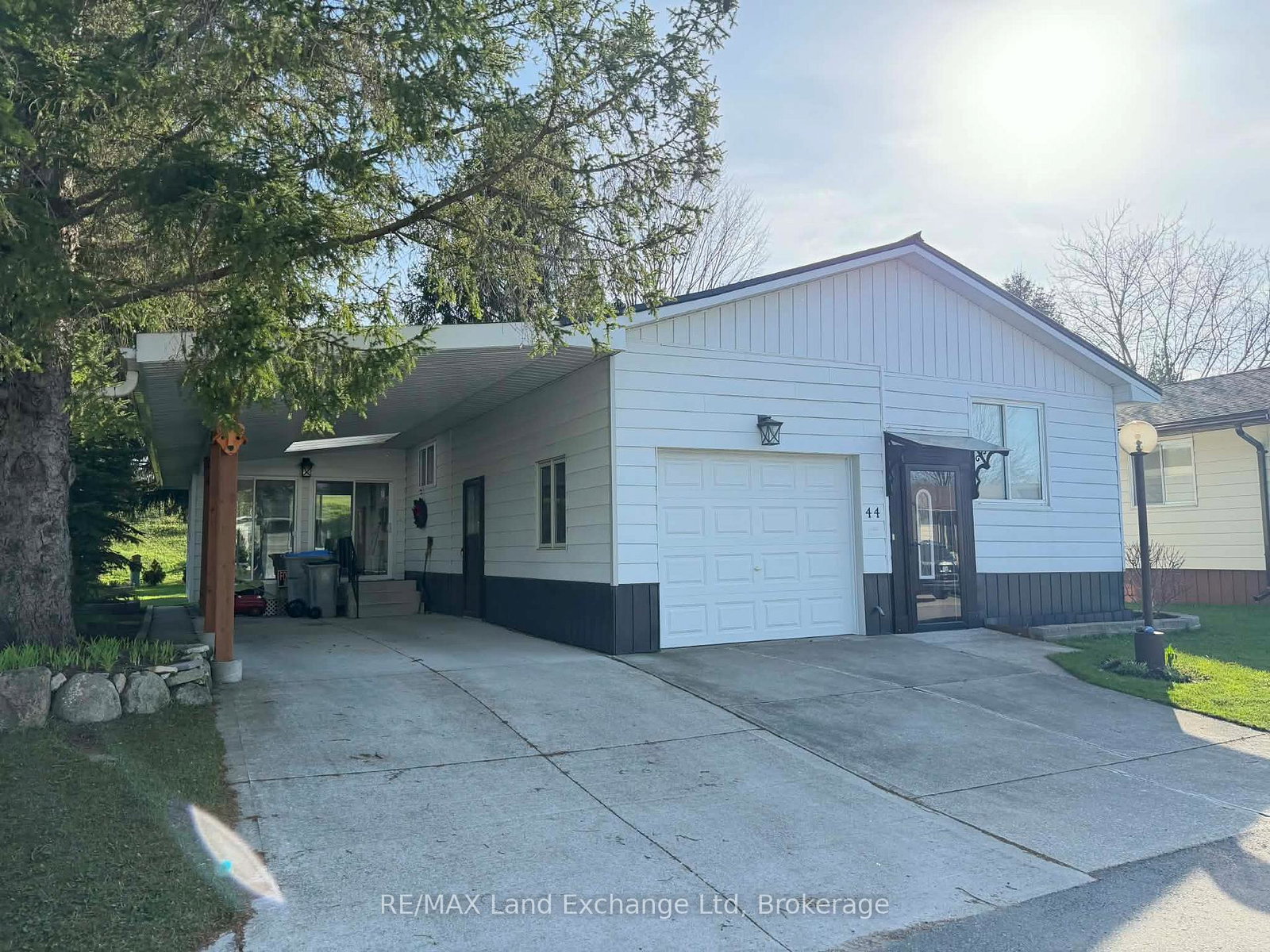 44-briarwood-crescent-north-huron-ontario-x13042108
