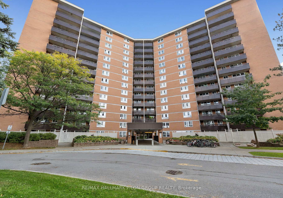 2000-jasmine-crescent-ottawa-ontario-x13042356