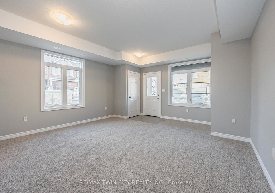2-oat-lane-kitchener-ontario-x13042424