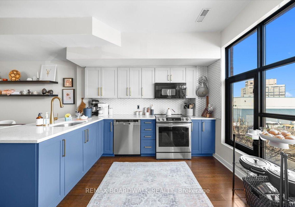 154-spruce-street-ottawa-ontario-x13042450