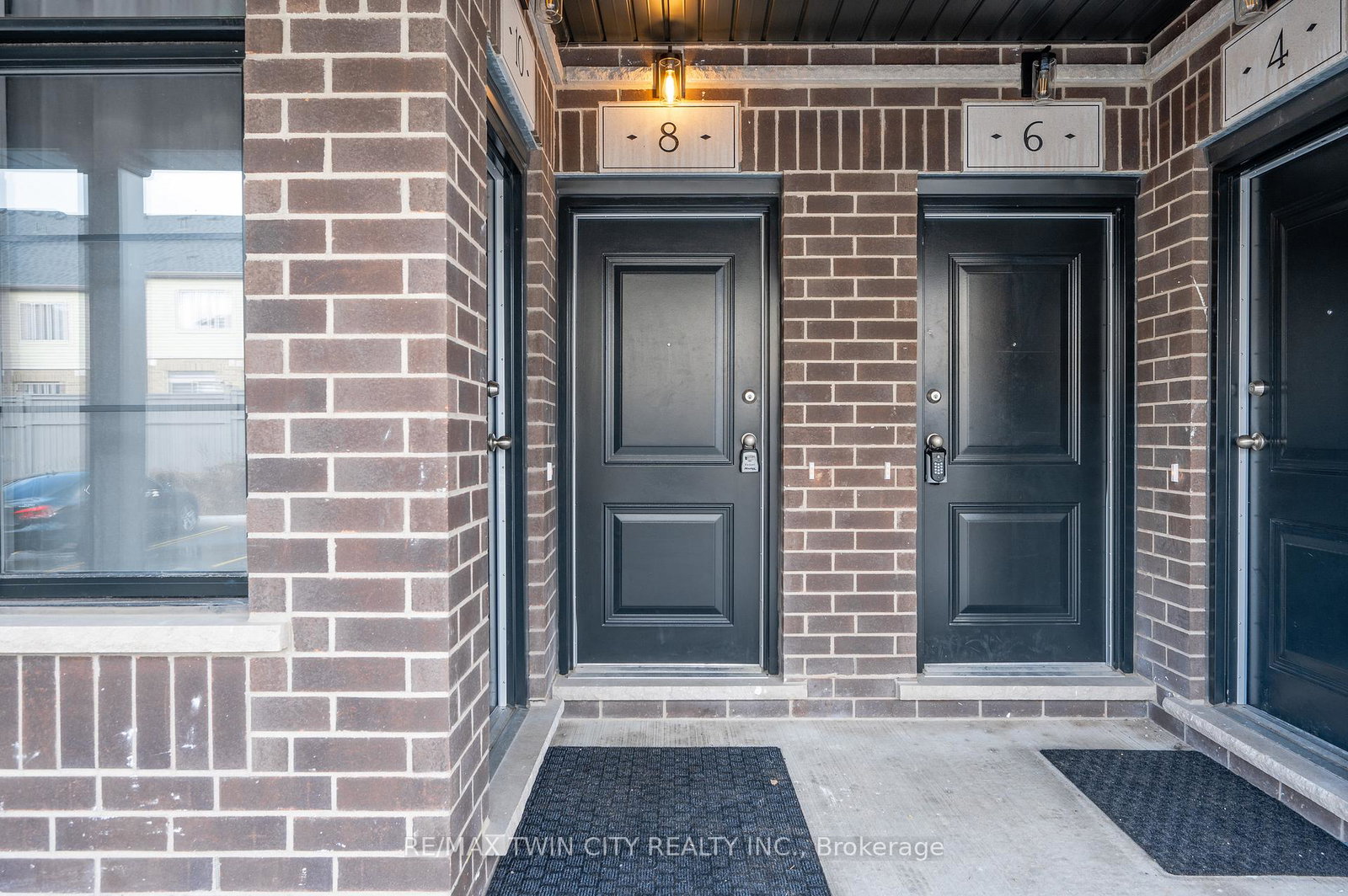 8-oat-lane-kitchener-ontario-x13042500