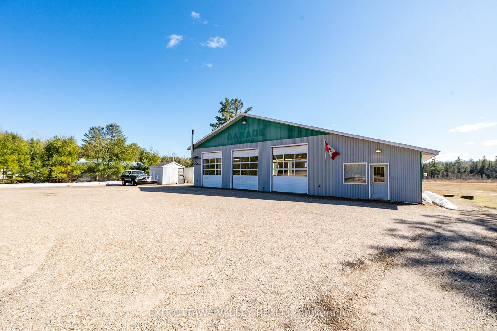 35707-highway-17-highway-laurentian-hills-ontario-x13042532