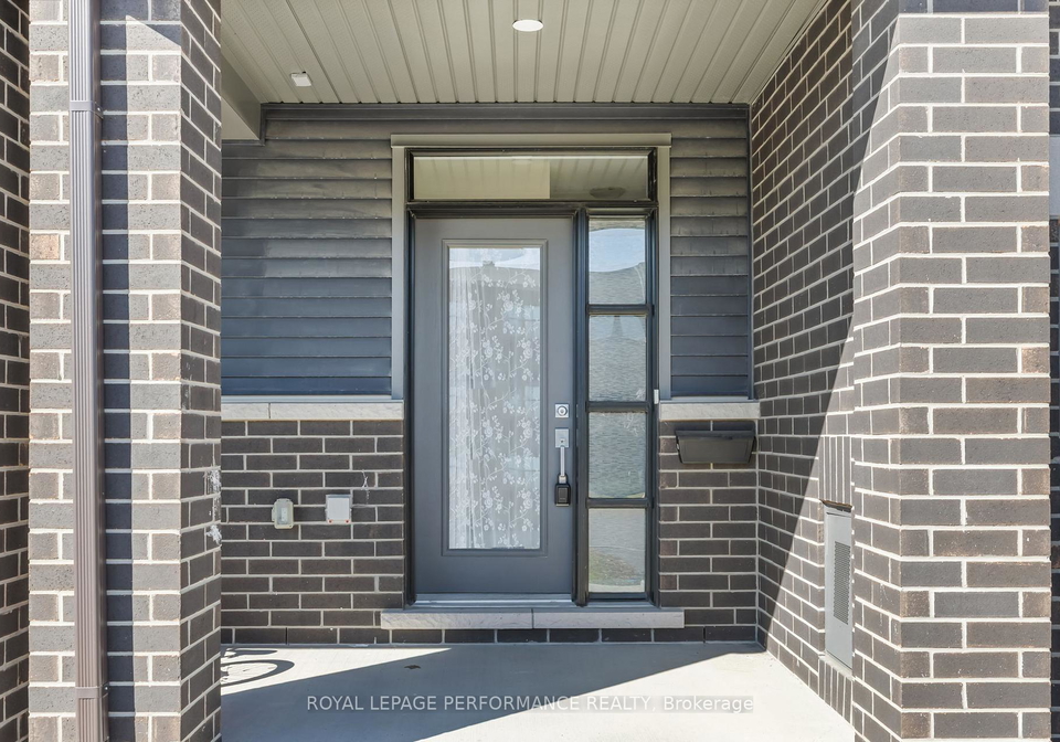 826-dynasty-street-ottawa-ontario-x13042628