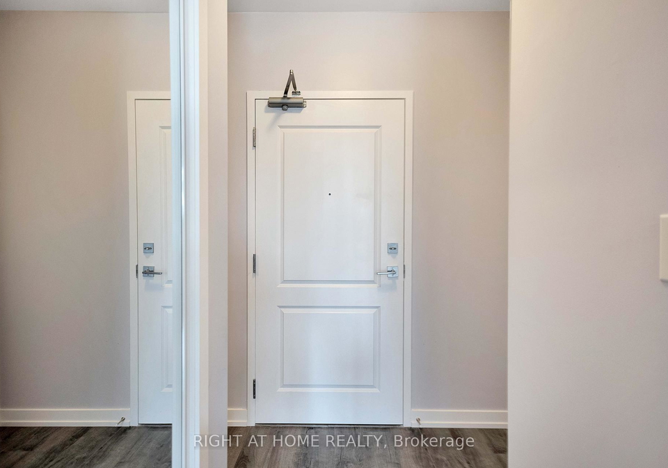 470-dundas-street-e-hamilton-ontario-x13043008