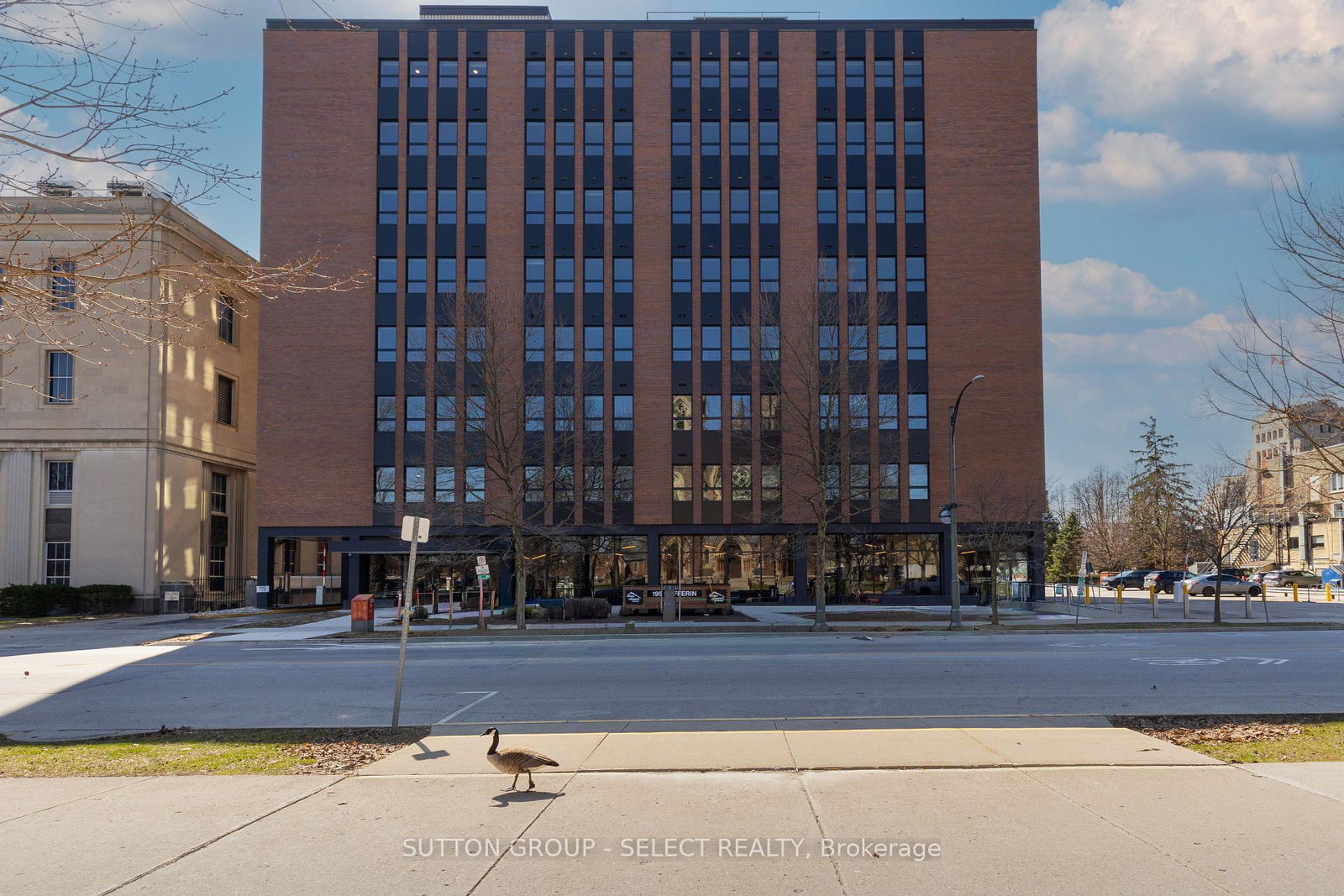195-dufferin-avenue-london-east-ontario-x13043116