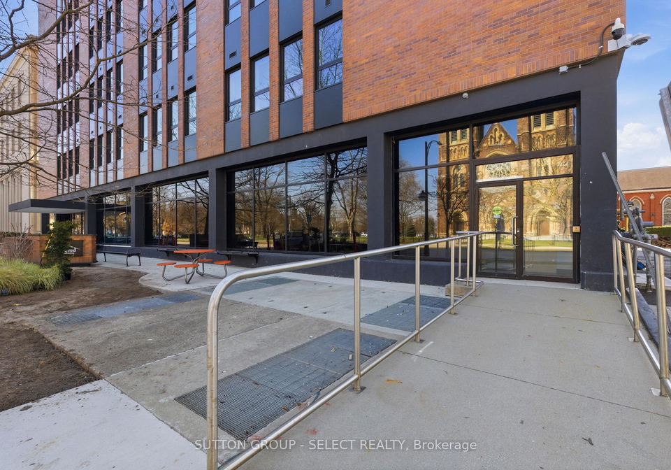 195-dufferin-avenue-london-east-ontario-x13043116