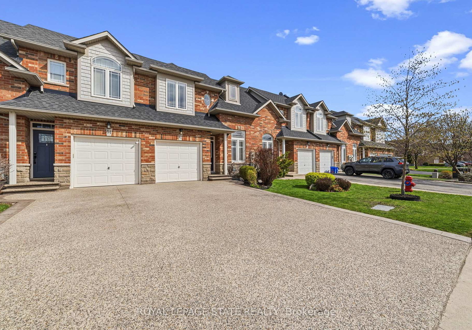 92-benziger-lane-hamilton-ontario-x13043162