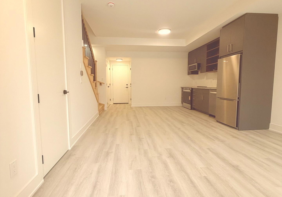 68-everett-common-st-catharines-ontario-x13043250