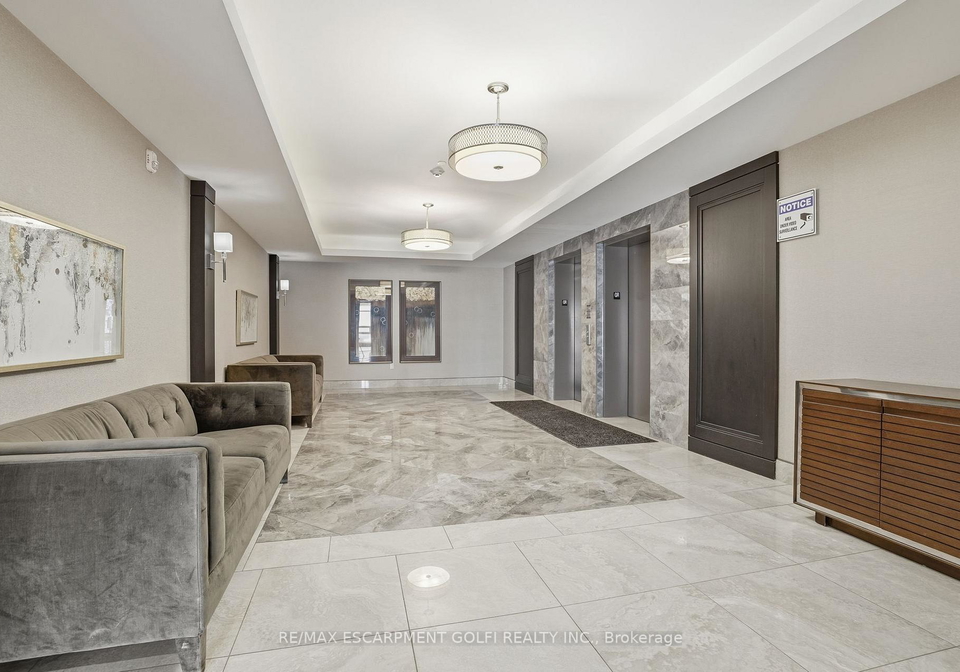 101-shoreview-place-hamilton-ontario-x13043372