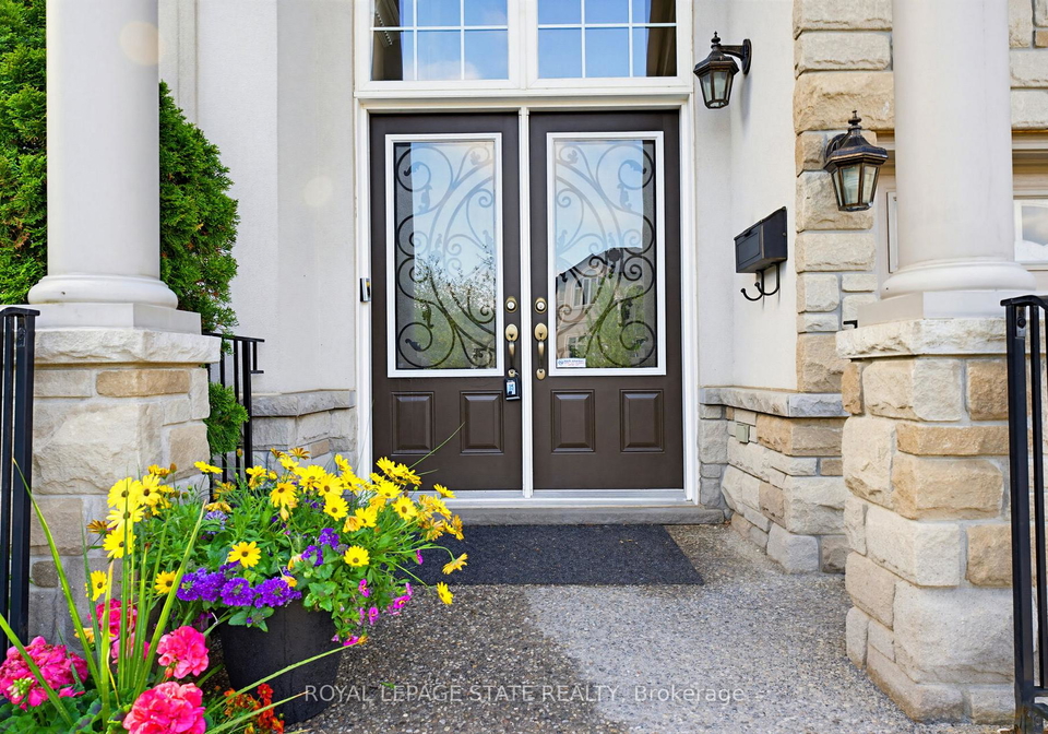 20-lorupe-court-hamilton-ontario-x13043568