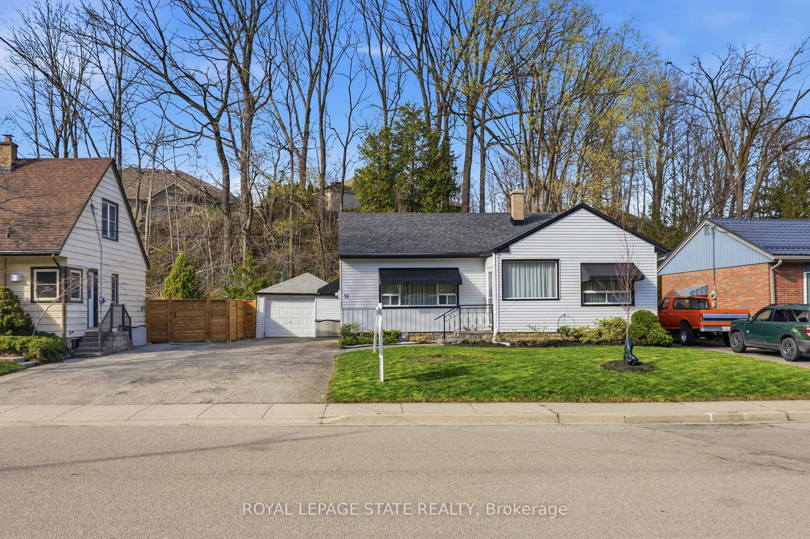 37-central-park-avenue-hamilton-ontario-x13043708