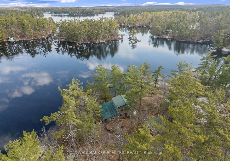 2711-channel-view-lane-selwyn-ontario-x13043844