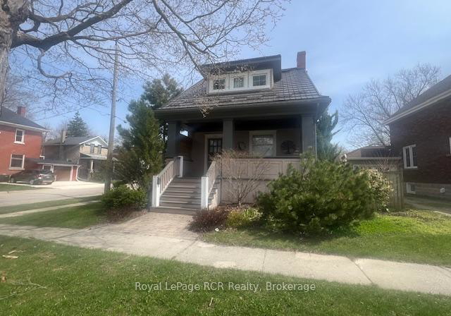 190-victoria-avenue-n-north-perth-ontario-x13043884