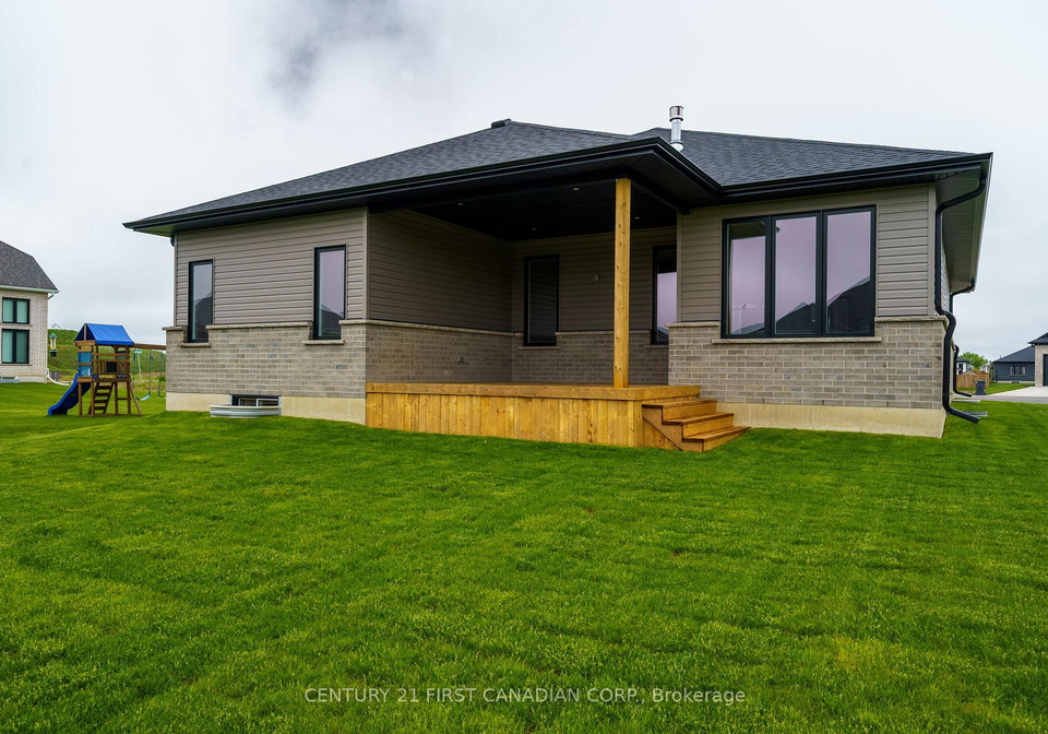482-julianna-court-plympton-wyoming-ontario-x13044134