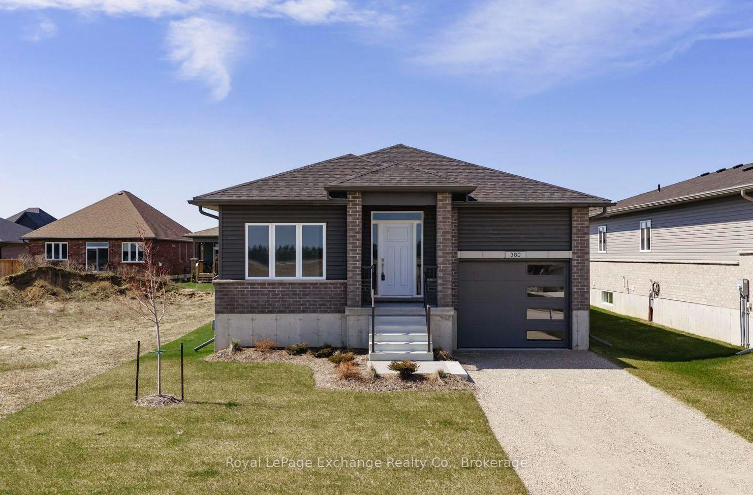 380-hawthorne-street-saugeen-shores-ontario-x13044220