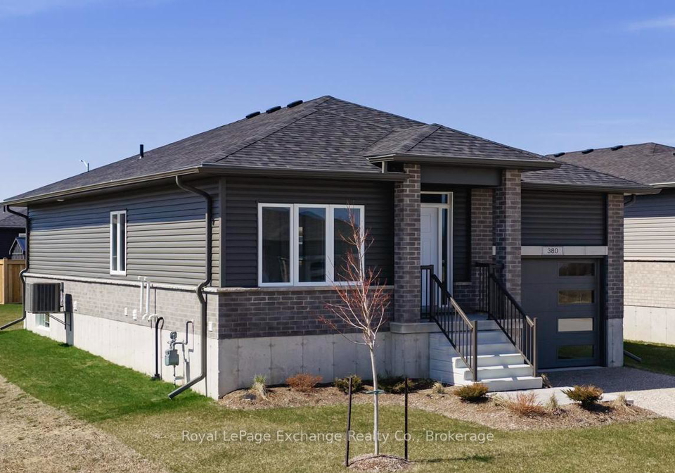 380-hawthorne-street-saugeen-shores-ontario-x13044220