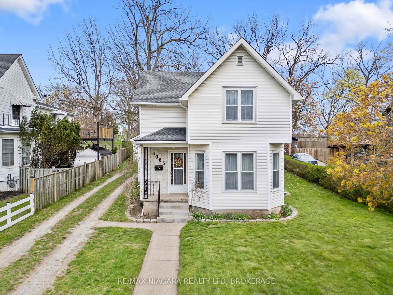 6083-barker-street-niagara-falls-ontario-x13044680