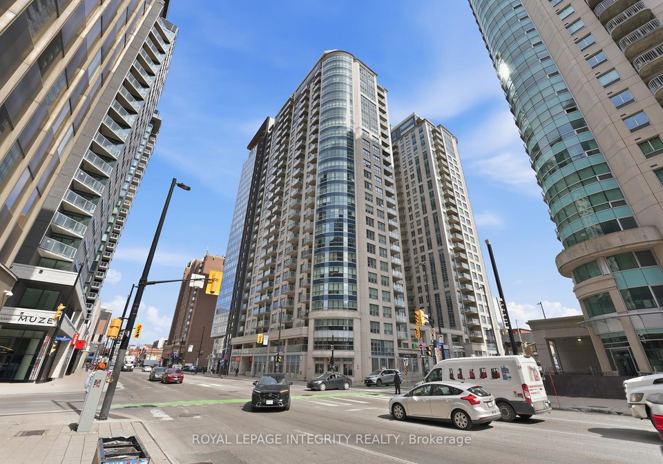 242-rideau-street-ottawa-ontario-x13044736