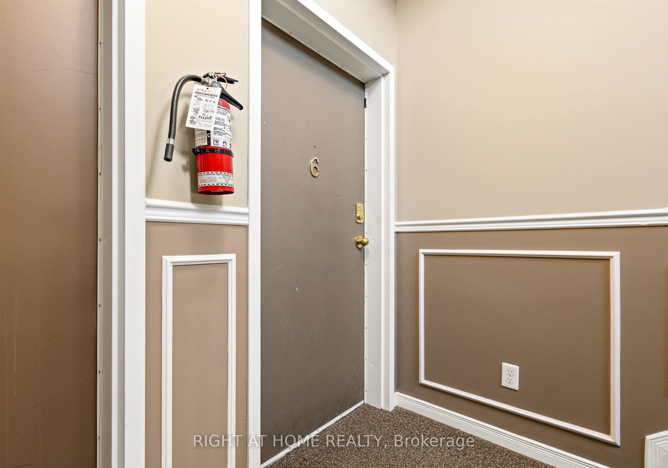 80-briargate-private-ottawa-ontario-x13044738