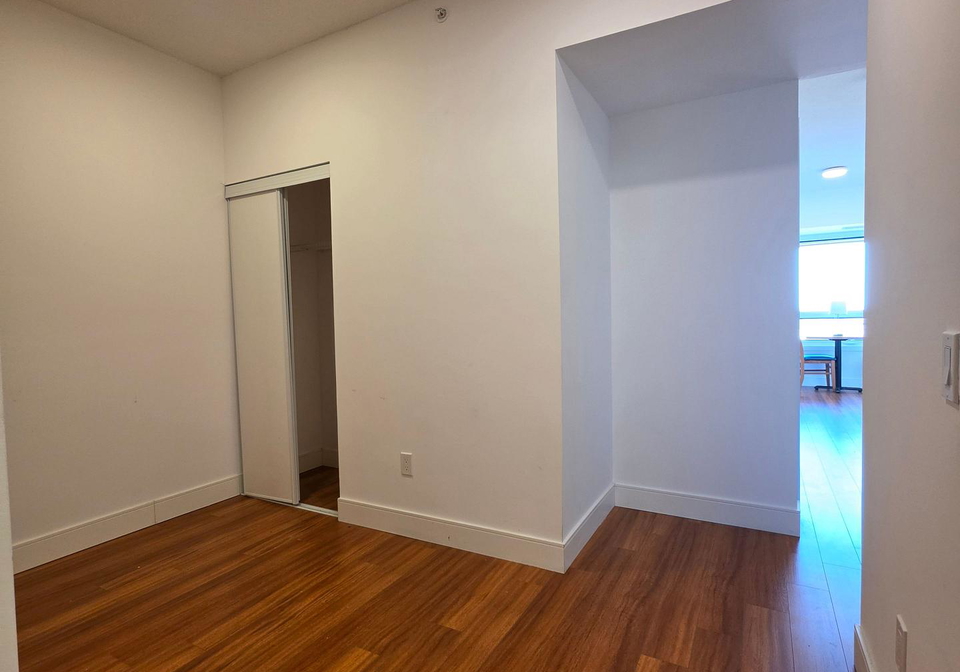1-wellington-street-brantford-ontario-x13044866