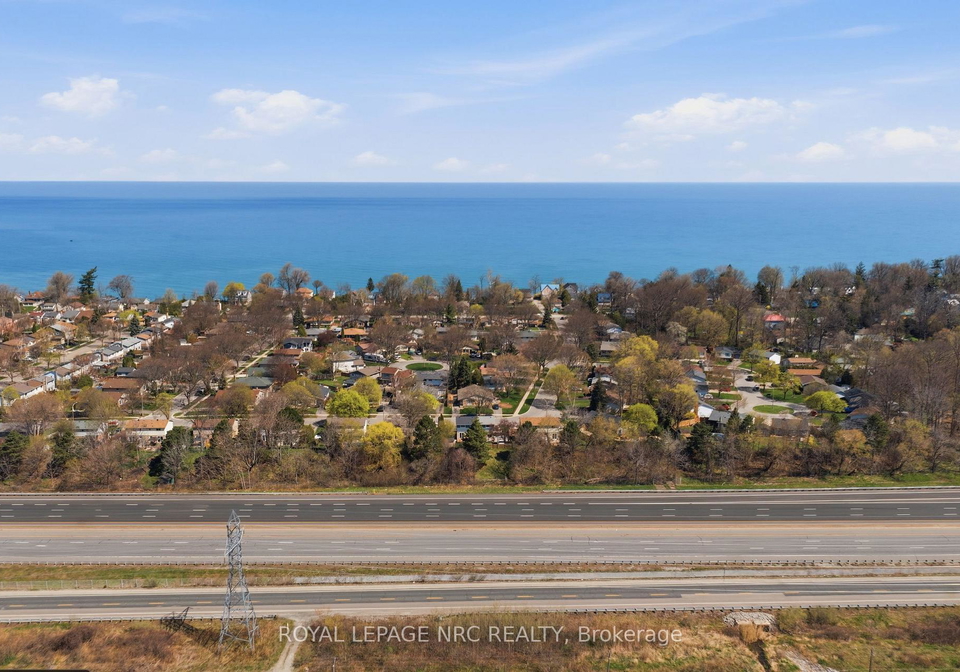 35-birchpark-drive-grimsby-ontario-x13044874