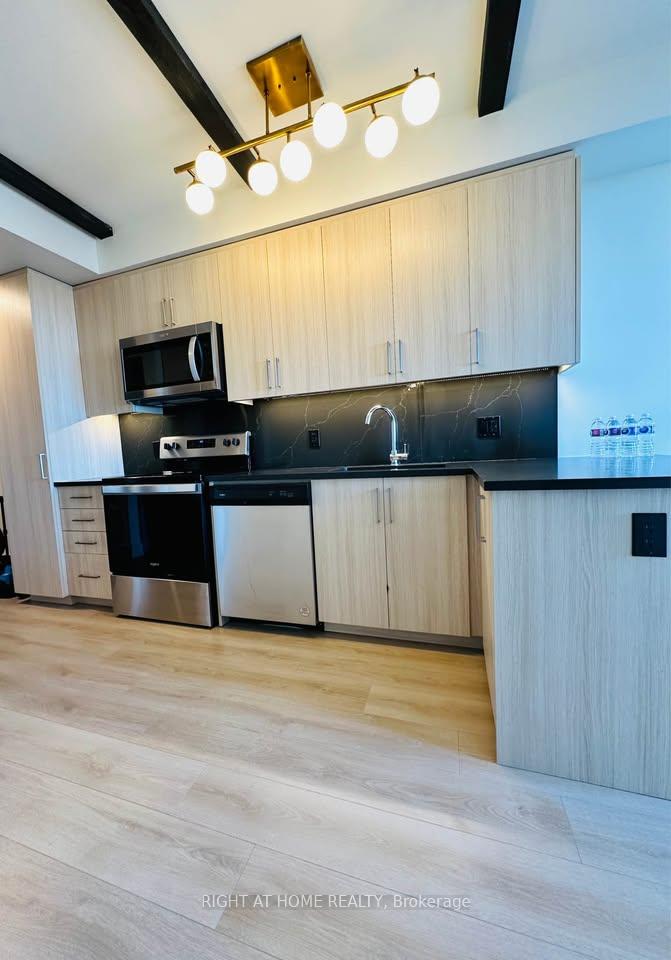 145-columbia-street-w-waterloo-ontario-x13044924