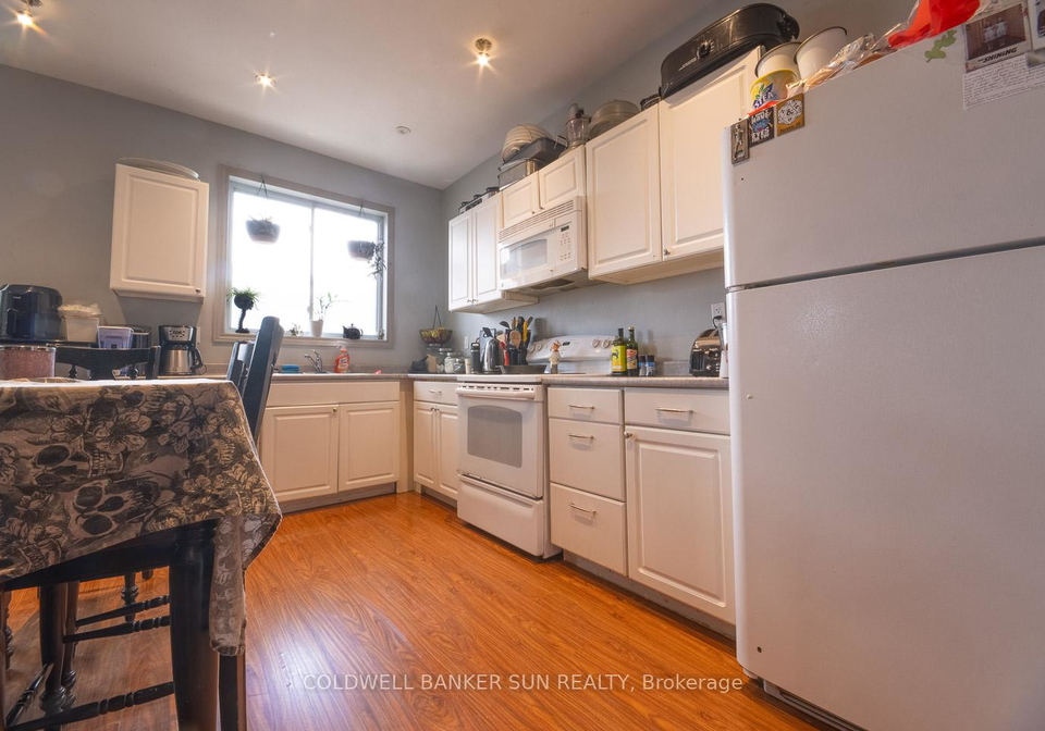 63-lorne-avenue-quinte-west-ontario-x13045186