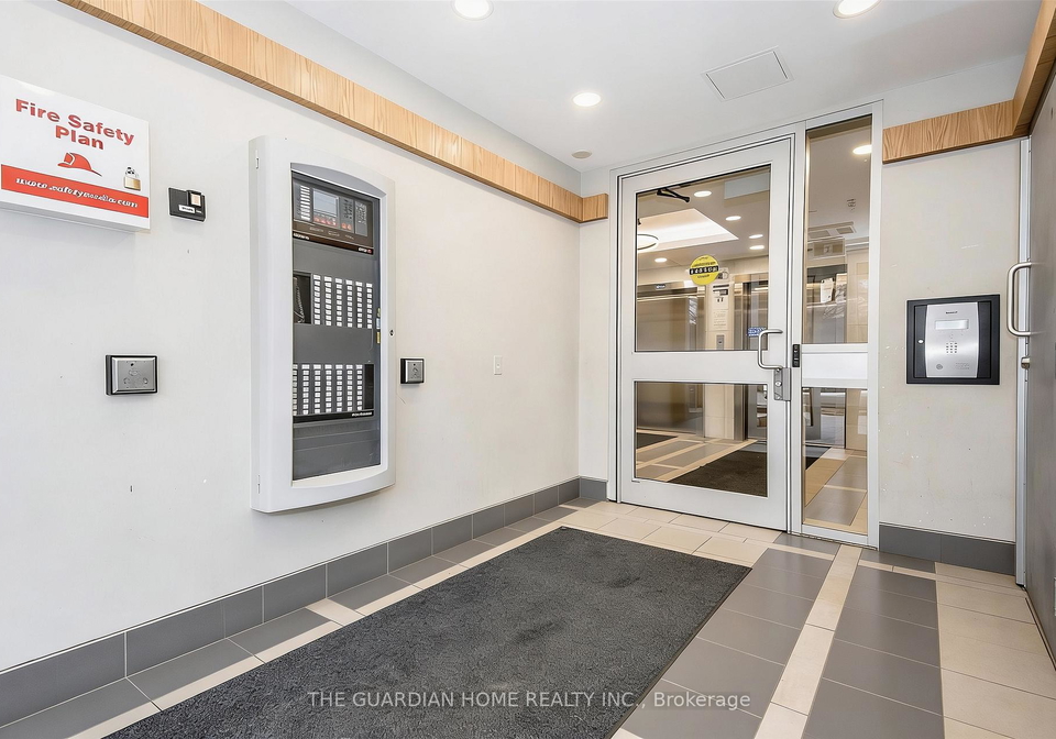 258a-sunview-street-waterloo-ontario-x13045314