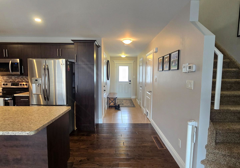 44-winston-avenue-petawawa-ontario-x13045348
