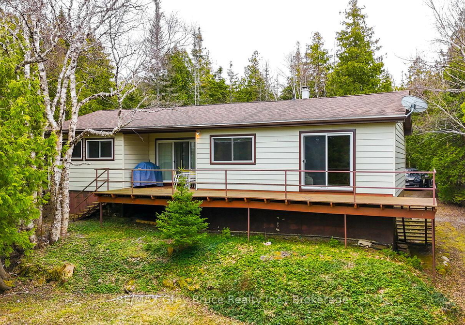 85-grant-watson-drive-northern-bruce-peninsula-ontario-x13045372