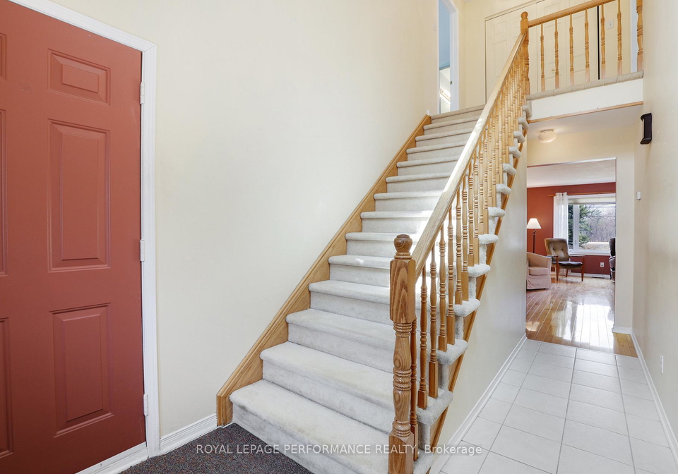 108-felton-crescent-russell-ontario-x13045514