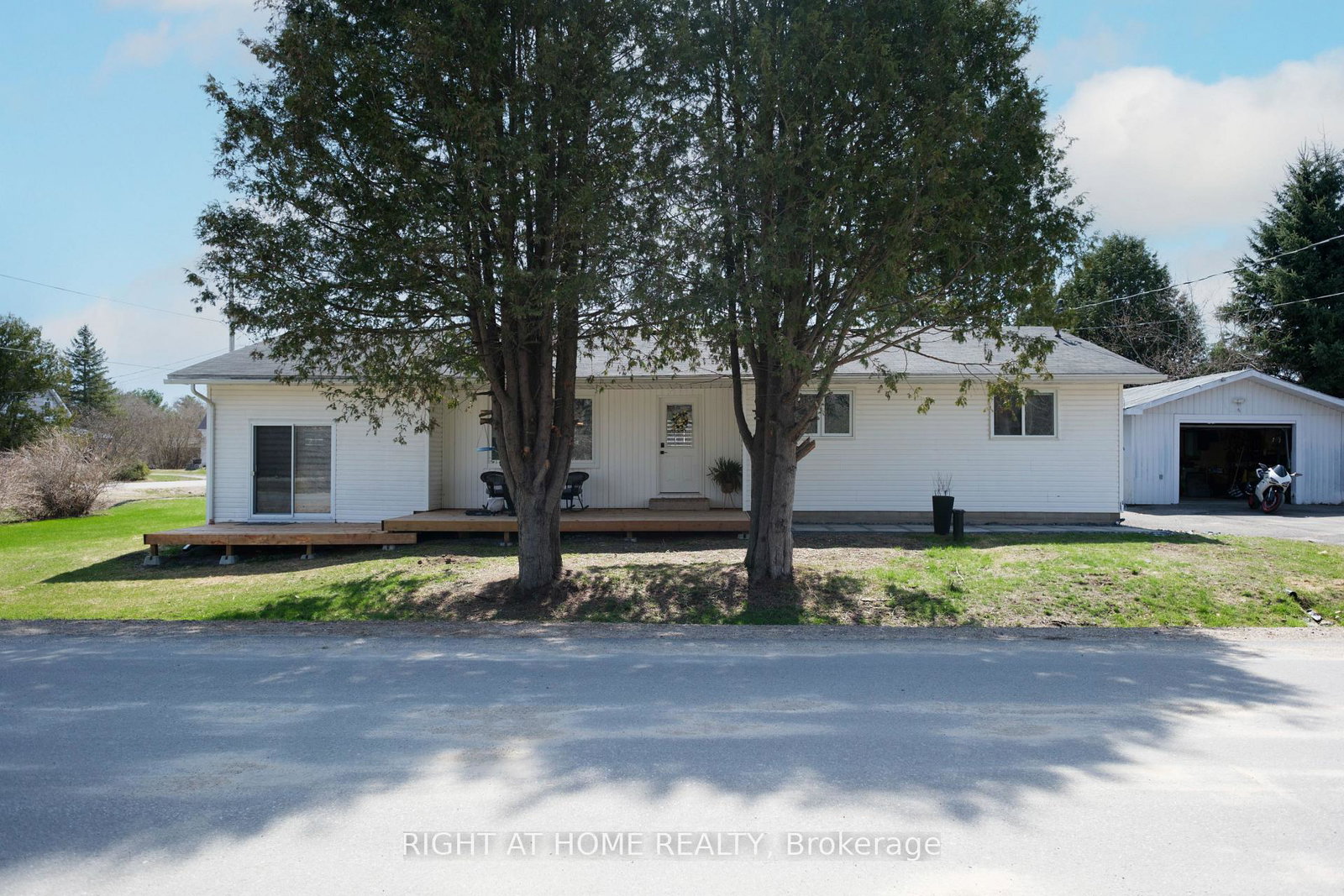 14-fisher-street-mcnabbraeside-ontario-x13045548