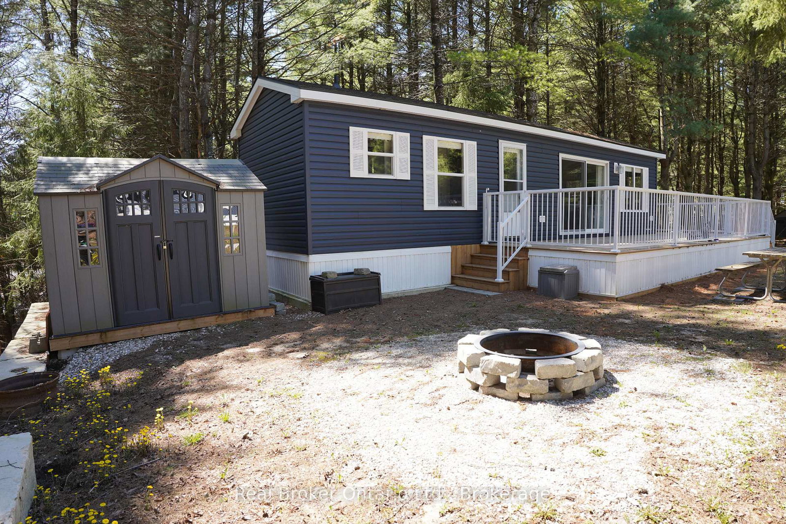 13-southline-avenue-huron-kinloss-ontario-x13045628