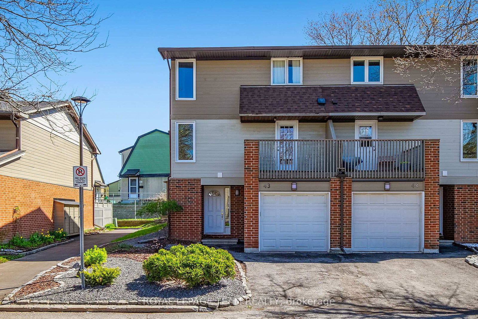 3205-uplands-drive-ne-ottawa-ontario-x13045762