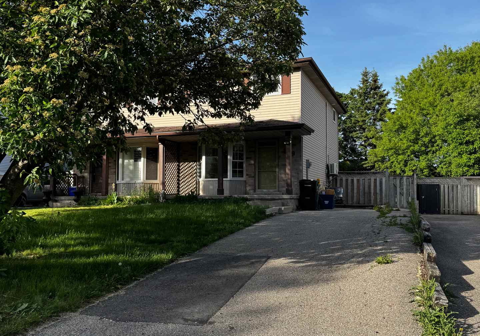109-connelly-drive-kitchener-ontario-x13045798