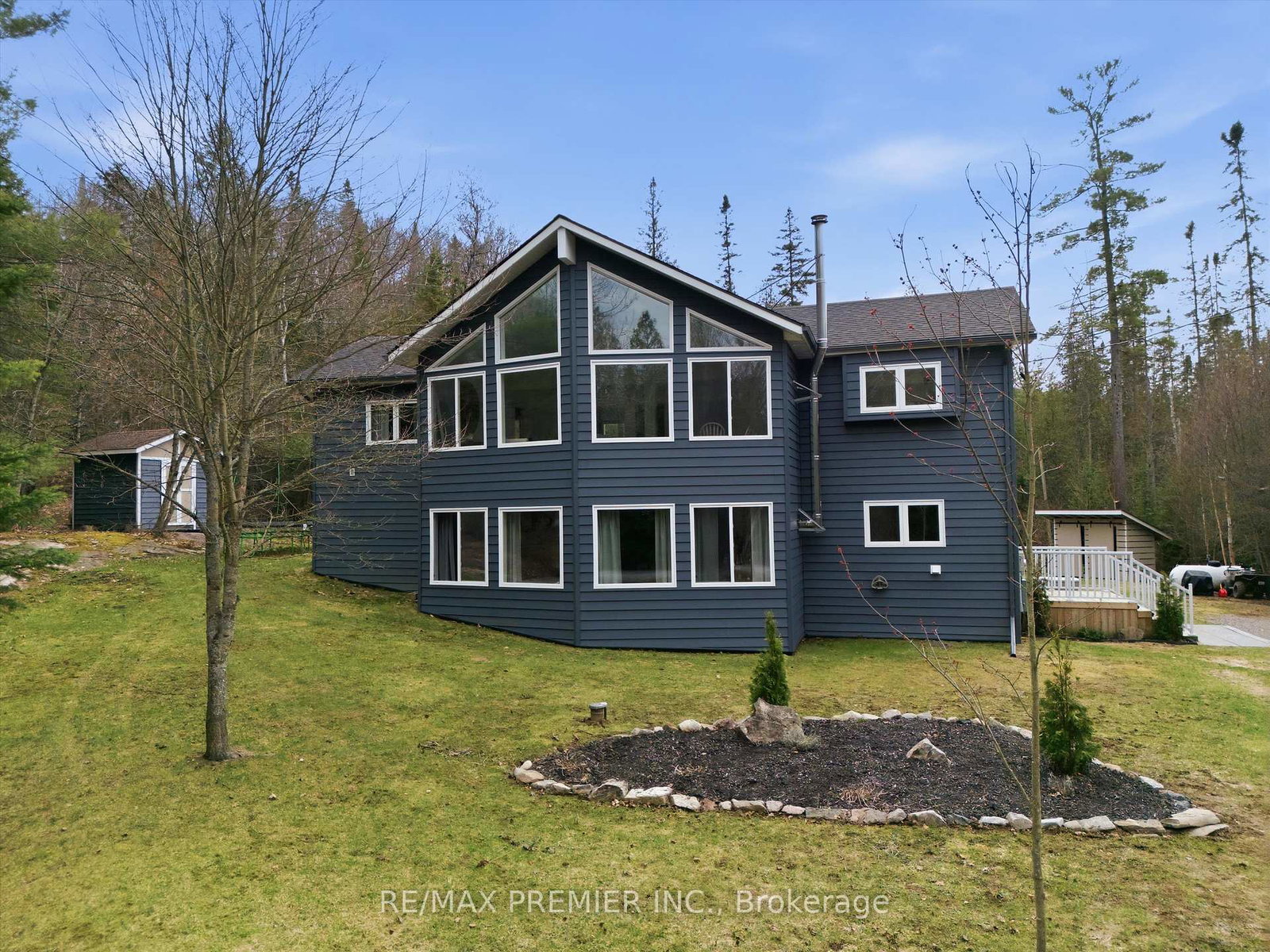 1131-springdale-park-road-bracebridge-ontario-x13045868