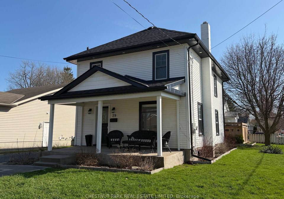 29-johnson-street-prince-edward-county-ontario-x13045882