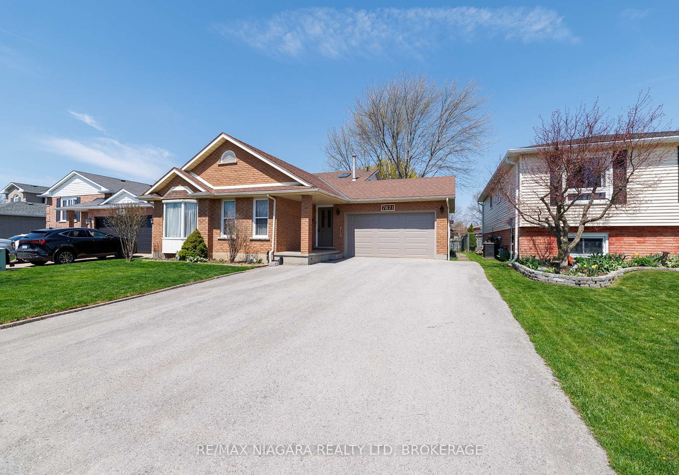 7821-windfield-street-niagara-falls-ontario-x13046230