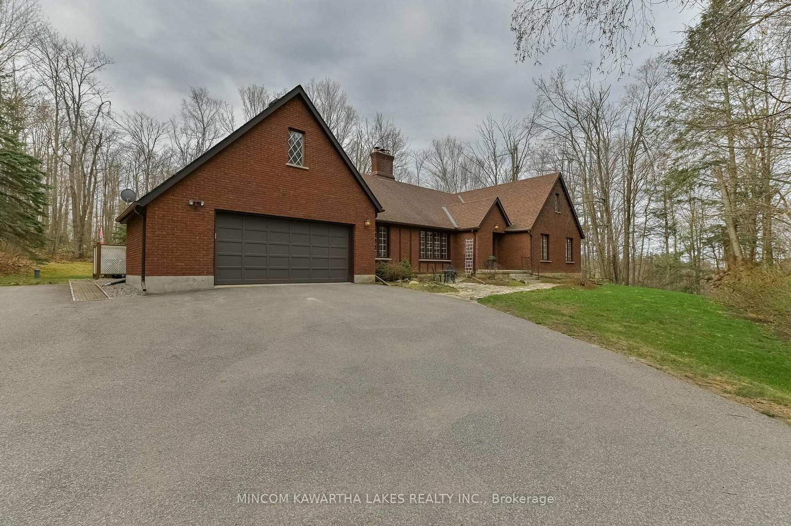 994-birchview-crescent-selwyn-ontario-x13046396