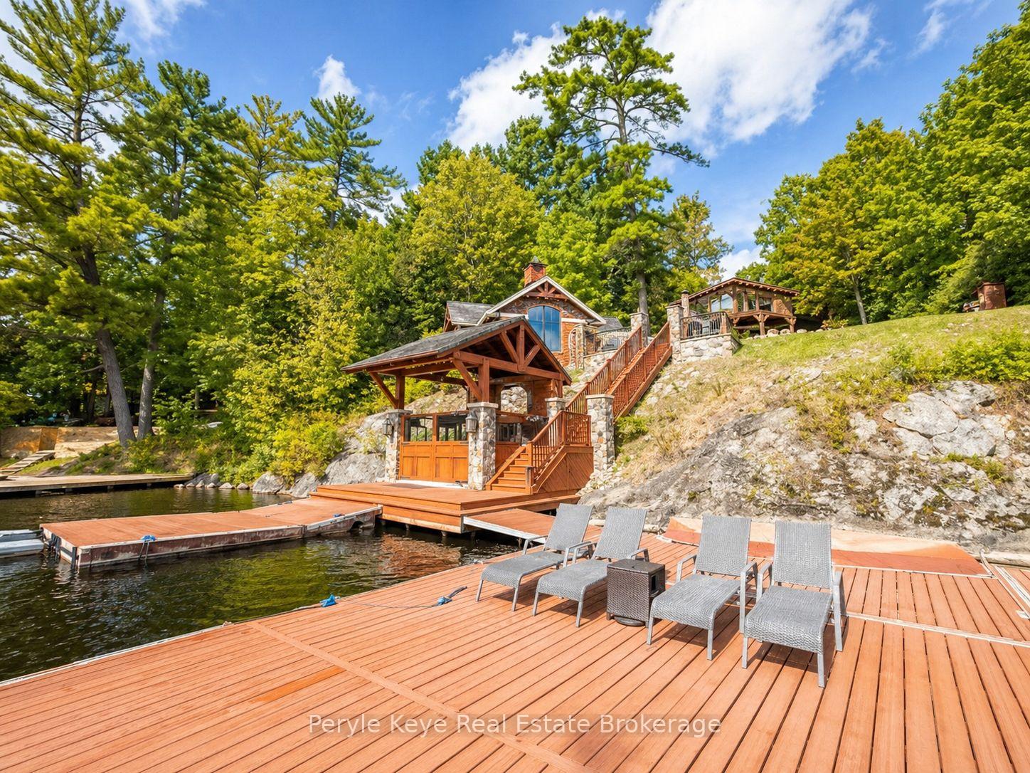 247-south-drive-huntsville-ontario-x13046408