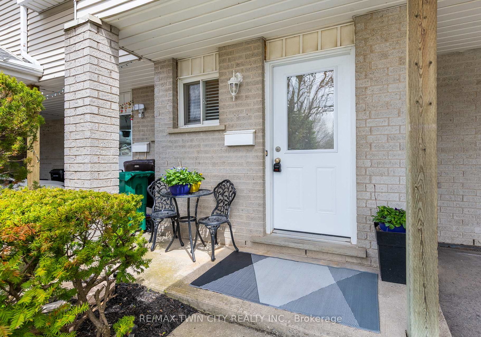 125-sekura-crescent-cambridge-ontario-x13046412