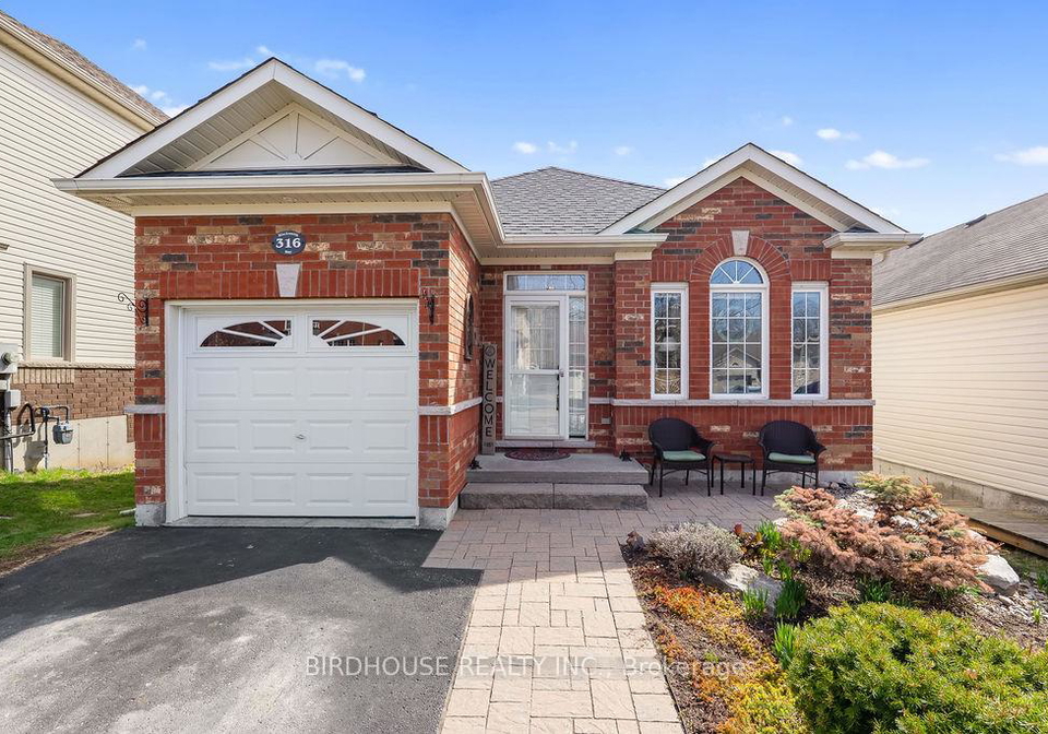 316-blacksmith-way-peterborough-ontario-x13046494