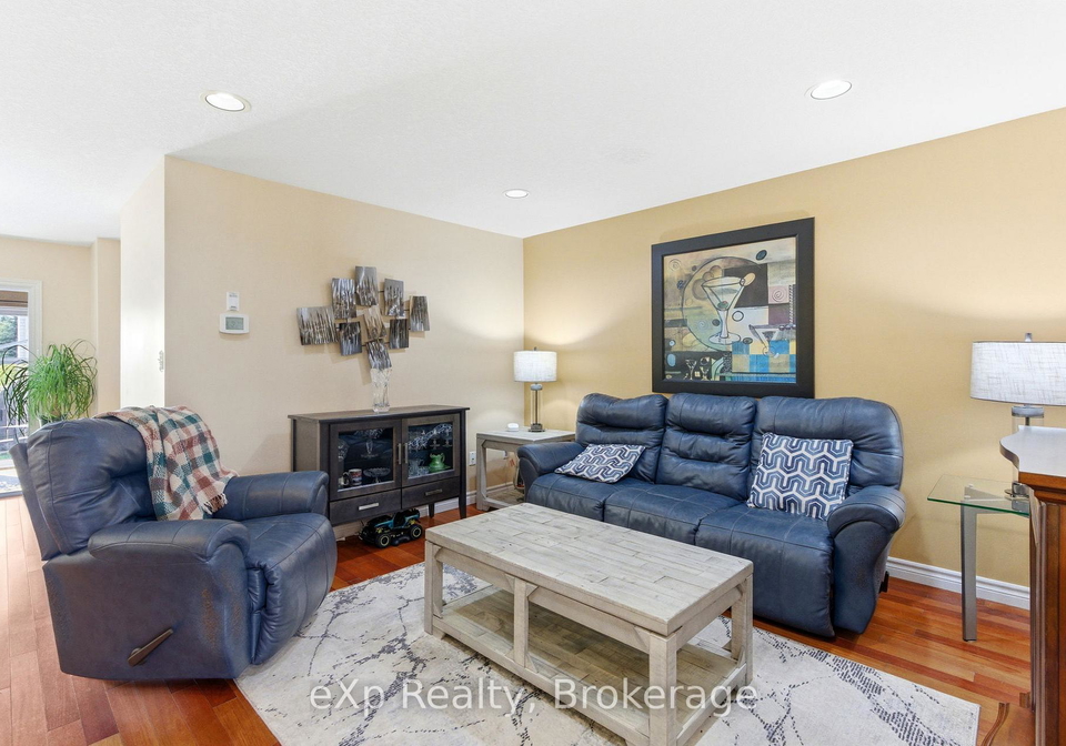 66-long-drive-stratford-ontario-x13046530