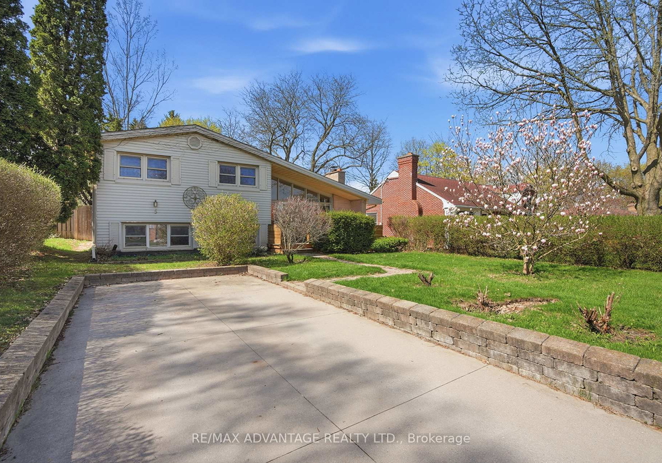 5-mountsfield-drive-london-south-ontario-x13046602