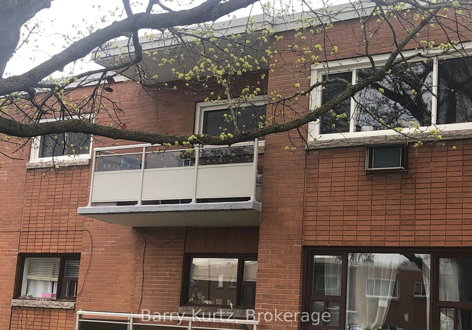 1-sw-sunnylea-crescent-sw-guelph-ontario-x13046626