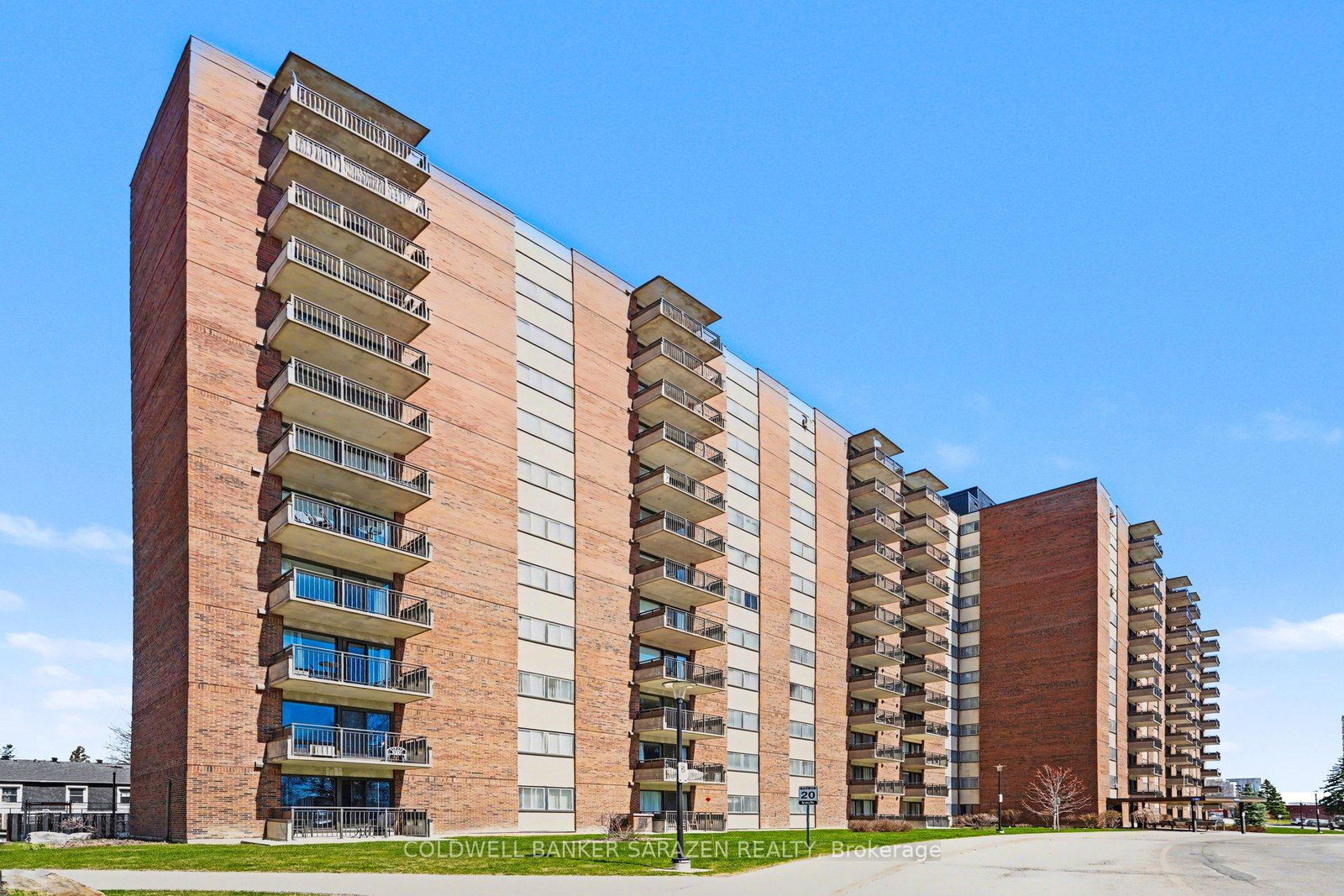 1485-baseline-road-ottawa-ontario-x13046718