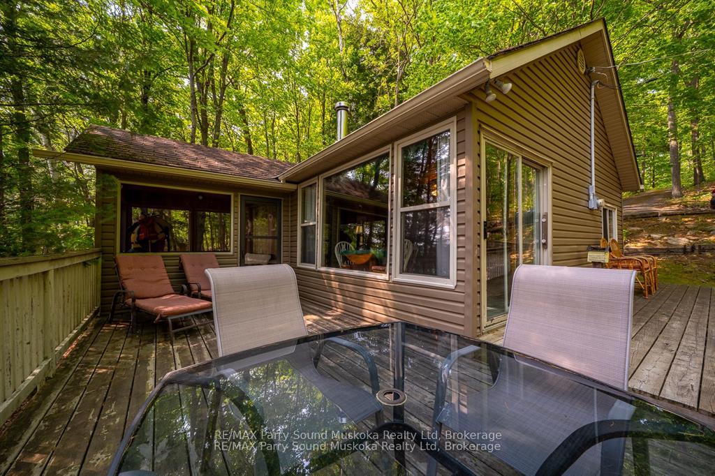 40-jack-and-vernas-lane-magnetawan-ontario-x13046784